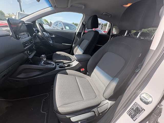 Hyundai KONA Premium Hybrid 1.6 GDi HEV (141ps)