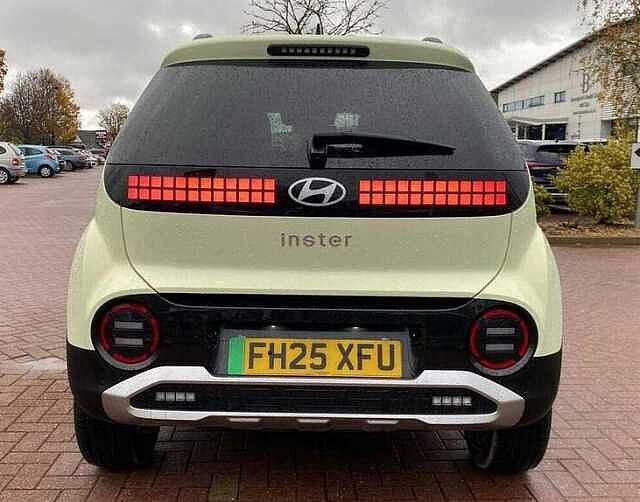 Hyundai Inster 02 Electric 49kWh EV (115ps)