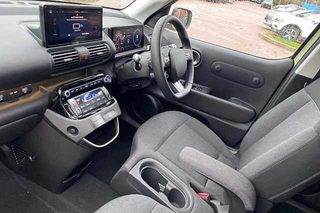Hyundai Inster 02 Electric 49kWh EV (115ps)