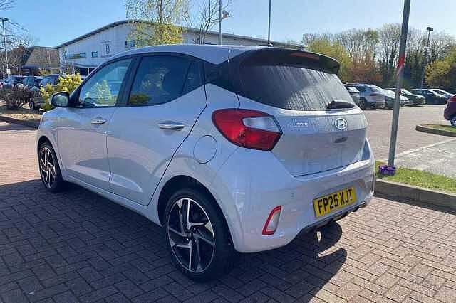 Hyundai i10 Premium [Nav] 1.2 MPi (79ps)
