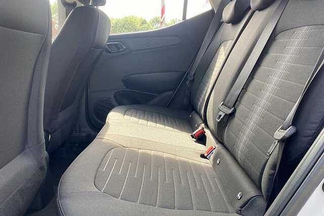 Hyundai i10 1.0 [63] Advance 5dr Auto [Nav]
