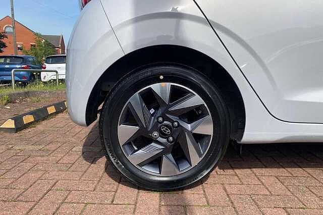 Hyundai i10 1.0 [63] Advance 5dr Auto [Nav]