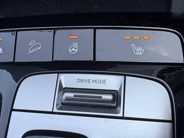 Hyundai TUCSON Premium Hybrid 1.6 T-GDi HEV (230ps)