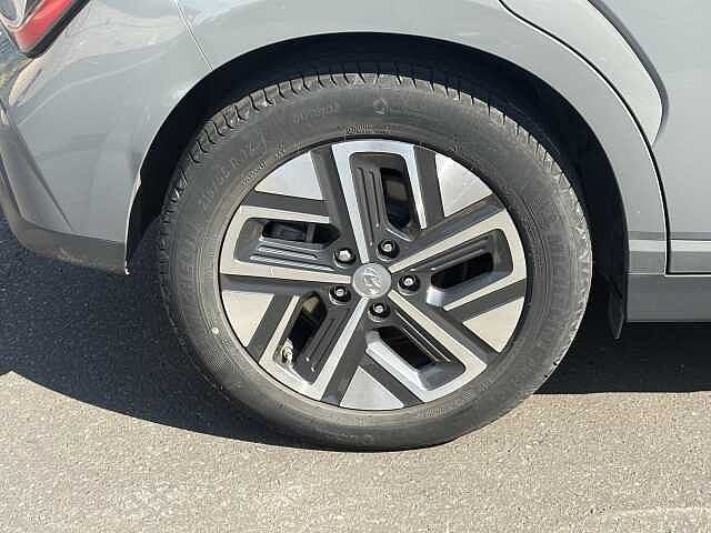 Hyundai KONA Premium Electric 64kWh EV (204ps)