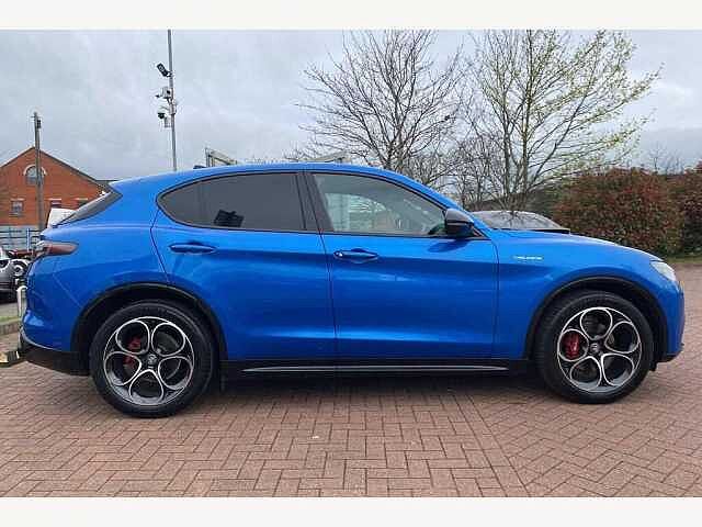 Alfa Romeo Stelvio Veloce 2.2 JDTm AWD (210ps)