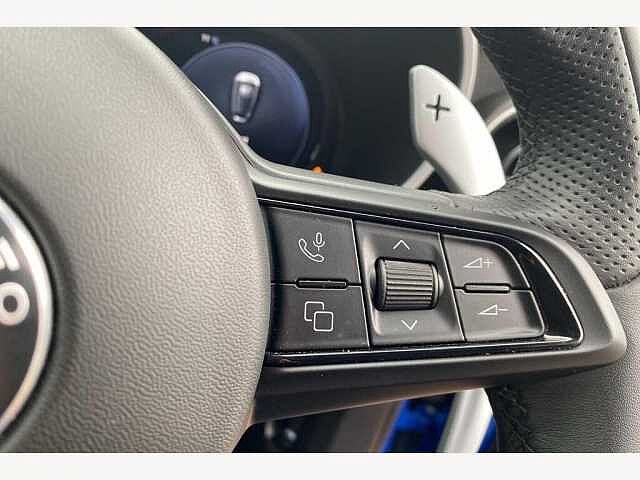 Alfa Romeo Stelvio Veloce 2.2 JDTm AWD (210ps)