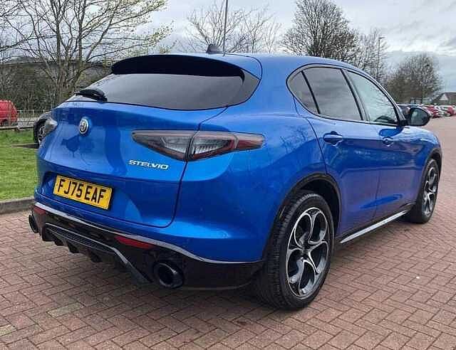 Alfa Romeo Stelvio Veloce 2.2 JDTm AWD (210ps)
