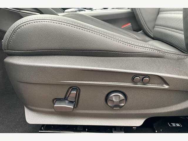 Alfa Romeo Stelvio Veloce 2.2 JDTm AWD (210ps)