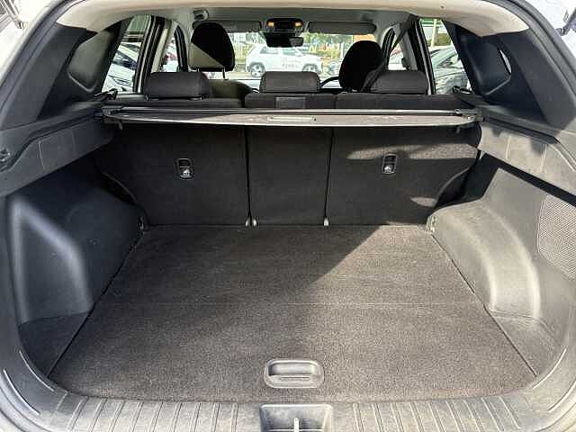 Hyundai TUCSON Premium Plug-in Hybrid 1.6 T-GDi PHEV 4WD (265ps)