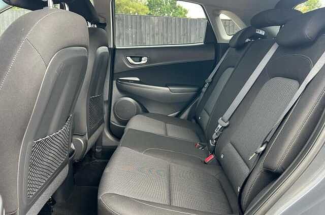 Hyundai KONA Premium Hybrid 1.6 GDi HEV (141ps)