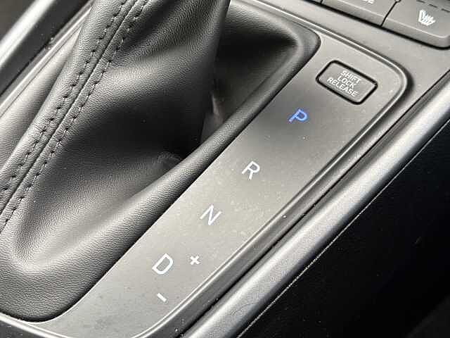 Hyundai I20 Premium 1.0 T-GDi MHEV (100ps) Vibrant Blue