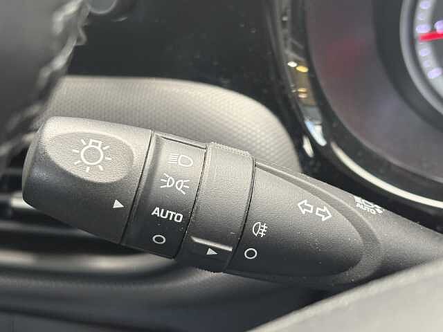 Hyundai I10 SE Connect 1.0 MPi (67ps) Atlas White