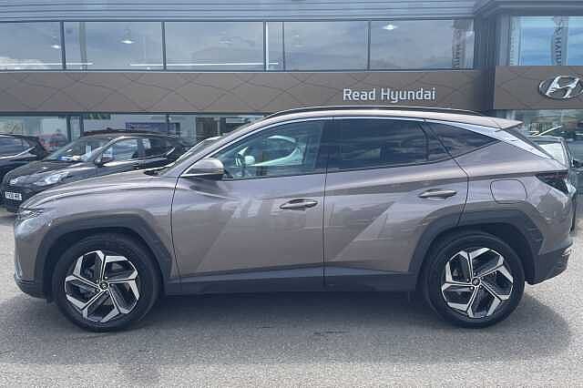 Hyundai TUCSON Premium Plug-in Hybrid 1.6 T-GDi PHEV 4WD (265ps)