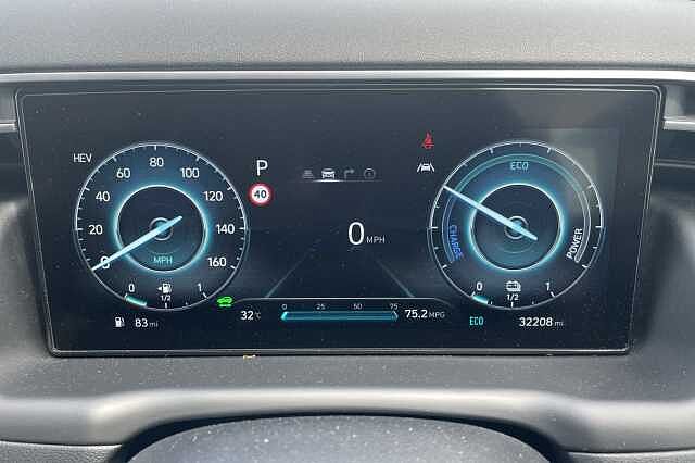 Hyundai TUCSON Premium Plug-in Hybrid 1.6 T-GDi PHEV 4WD (265ps)