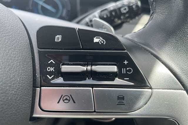 Hyundai TUCSON Premium Plug-in Hybrid 1.6 T-GDi PHEV 4WD (265ps)