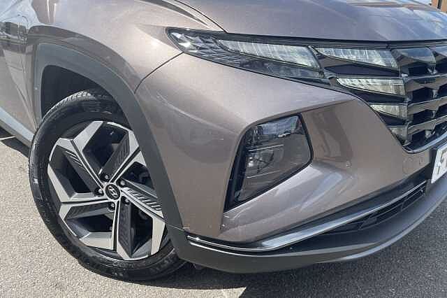 Hyundai TUCSON Premium Plug-in Hybrid 1.6 T-GDi PHEV 4WD (265ps)