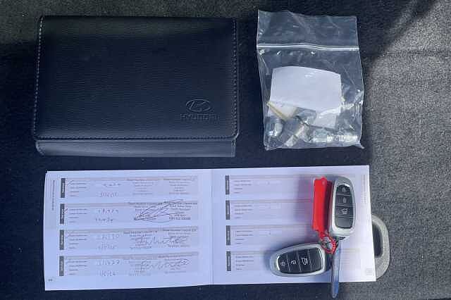 Hyundai TUCSON Premium Plug-in Hybrid 1.6 T-GDi PHEV 4WD (265ps)