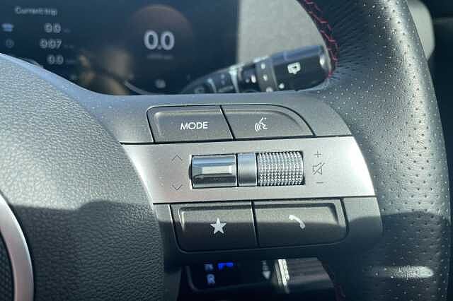 Hyundai KONA N Line Hybrid 1.6 GDi HEV (129ps) Ultimate Red