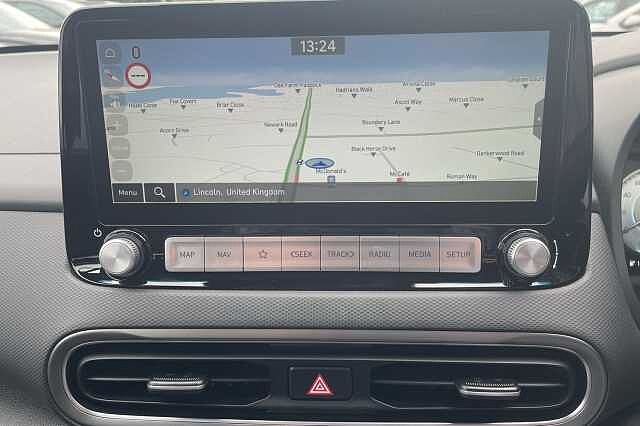 Hyundai KONA Premium Electric 64kWh EV (204ps) Atlas White
