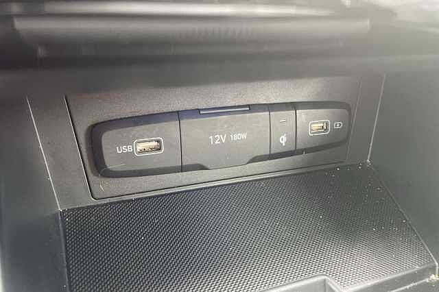 Hyundai TUCSON Premium Hybrid 1.6 T-GDi HEV (230ps) Abyss Black