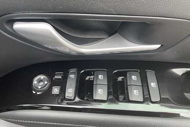 Hyundai TUCSON Premium Hybrid 1.6 T-GDi HEV (230ps) Abyss Black