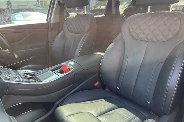 Hyundai SANTA FE Ultimate Plug-in Hybrid 1.6 T-GDi PHEV 4WD (265ps) Glacier White