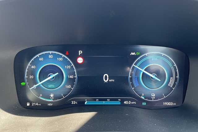 Hyundai SANTA FE Ultimate Plug-in Hybrid 1.6 T-GDi PHEV 4WD (265ps) Glacier White