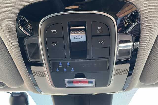 Hyundai SANTA FE Ultimate Plug-in Hybrid 1.6 T-GDi PHEV 4WD (265ps) Glacier White