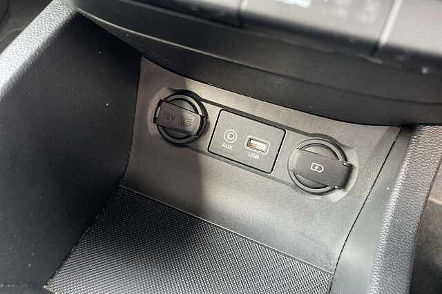 Hyundai I20 Premium Nav 1.2 MPi  (84ps) Stardust Grey