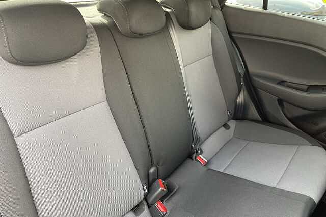 Hyundai I20 Premium Nav 1.2 MPi  (84ps) Stardust Grey