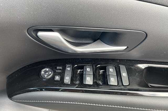Hyundai TUCSON Premium Hybrid 1.6 T-GDi HEV (230ps) Dark Knight Grey