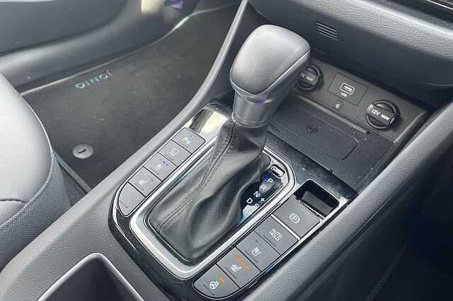 Hyundai IONIQ 1.6 GDi Hybrid Premium SE 5dr DCT