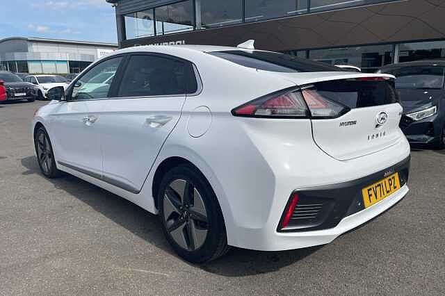 Hyundai IONIQ 1.6 GDi Hybrid Premium SE 5dr DCT