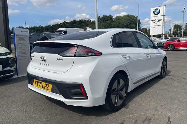 Hyundai IONIQ 1.6 GDi Hybrid Premium SE 5dr DCT