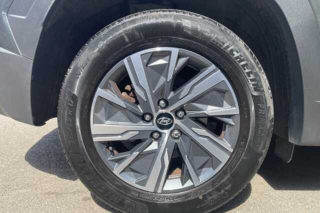 Hyundai TUCSON SE Connect 1.6 T-GDi HEV (230ps)