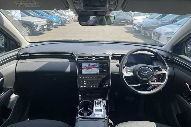 Hyundai TUCSON SE Connect 1.6 T-GDi HEV (230ps)