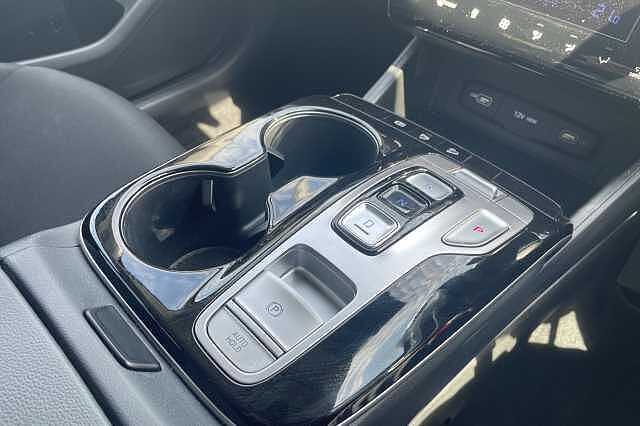 Hyundai TUCSON SE Connect 1.6 T-GDi HEV (230ps)
