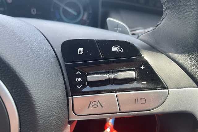 Hyundai TUCSON SE Connect 1.6 T-GDi HEV (230ps)