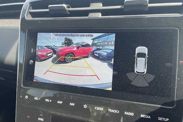 Hyundai TUCSON SE Connect 1.6 T-GDi HEV (230ps)
