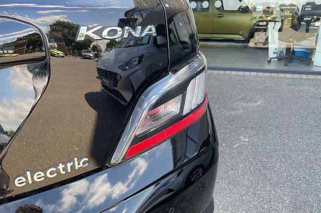 Hyundai KONA Ultimate Electric 64kWh EV (204ps)