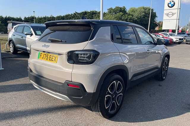 Jeep Avenger Summit Electric 54kWh EV (156ps)