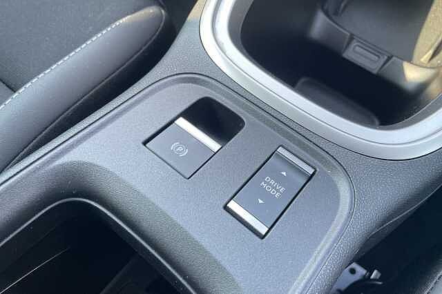 Jeep Avenger Summit Electric 54kWh EV (156ps)