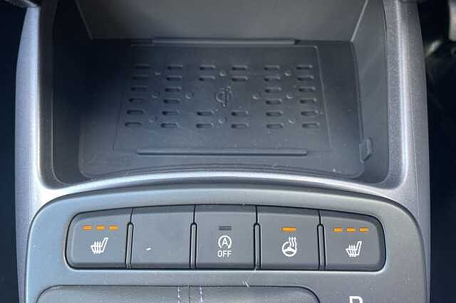 Hyundai i10 Premium [Nav] 1.0 MPi (63ps)