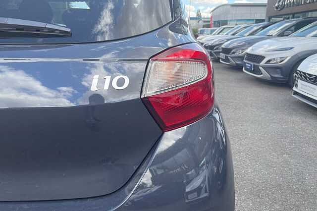 Hyundai i10 Premium [Nav] 1.0 MPi (63ps)
