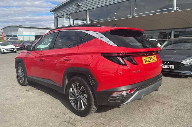 Hyundai TUCSON Premium 1.6 T-GDi MHEV (150ps) Engine Red