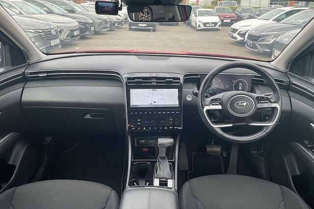 Hyundai TUCSON Premium 1.6 T-GDi MHEV (150ps) Engine Red