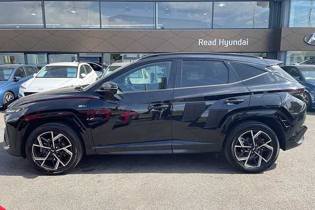 Hyundai TUCSON N Line S Plug-in Hybrid 1.6 T-GDi PHEV (252ps) Abyss Black