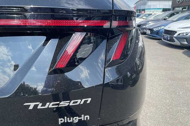 Hyundai TUCSON N Line S Plug-in Hybrid 1.6 T-GDi PHEV (252ps) Abyss Black