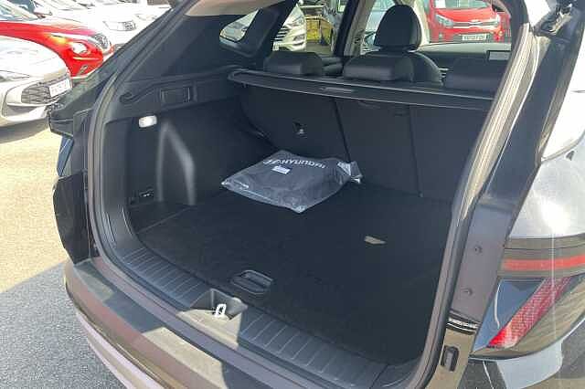 Hyundai TUCSON Premium Plug In Hybrid 1.6 T-HDi PHEV (252ps)