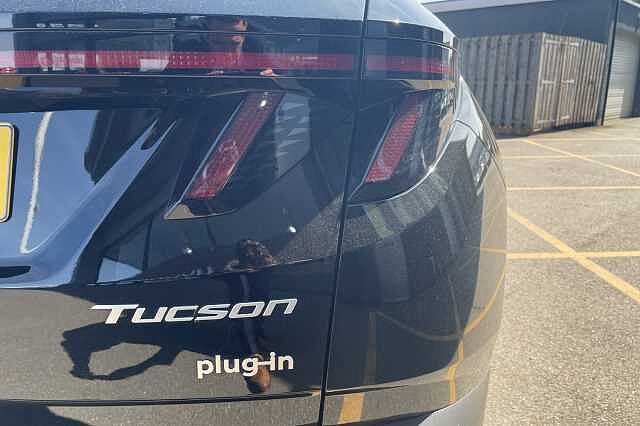 Hyundai TUCSON Premium Plug In Hybrid 1.6 T-HDi PHEV (252ps)